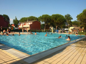 Bright flat in residence with pool - Beahost Bibione